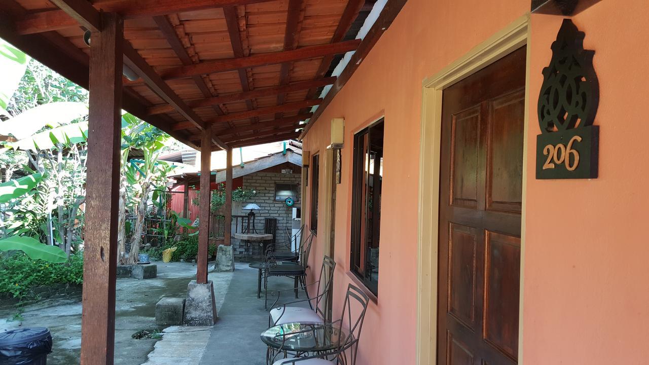 Hotel The Coconut Langkawi Pantai Cenang  Exterior foto